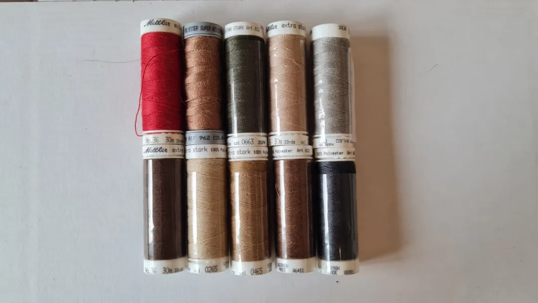 Amann Mettler Seralon Naaigaren Set 10 Kleuren 200m - 100% Polyester