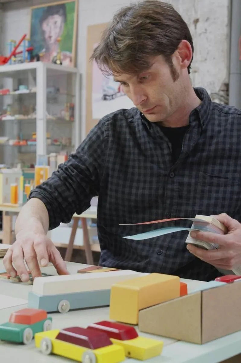 IKONIC - Houten auto Duotone No 4 - FSC beukenhout - Floris Hovers