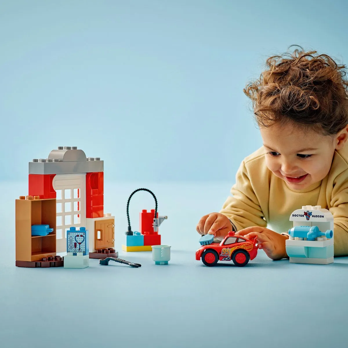 LEGO DUPLO Disney Pixar Cars McQueen Bezoek aan Docs Garage 10456 - 35 Stukken - Multicolor - afbeelding 6 van 6