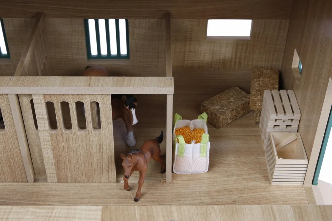Kids Globe Paardenstal met 7 Boxen - Bruin