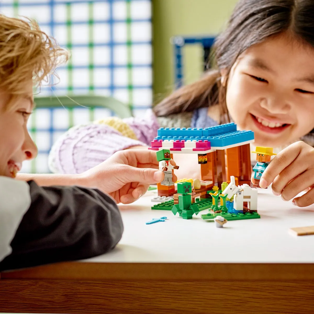 LEGO Minecraft De Bakkerij 21184 - afbeelding 6 van 6