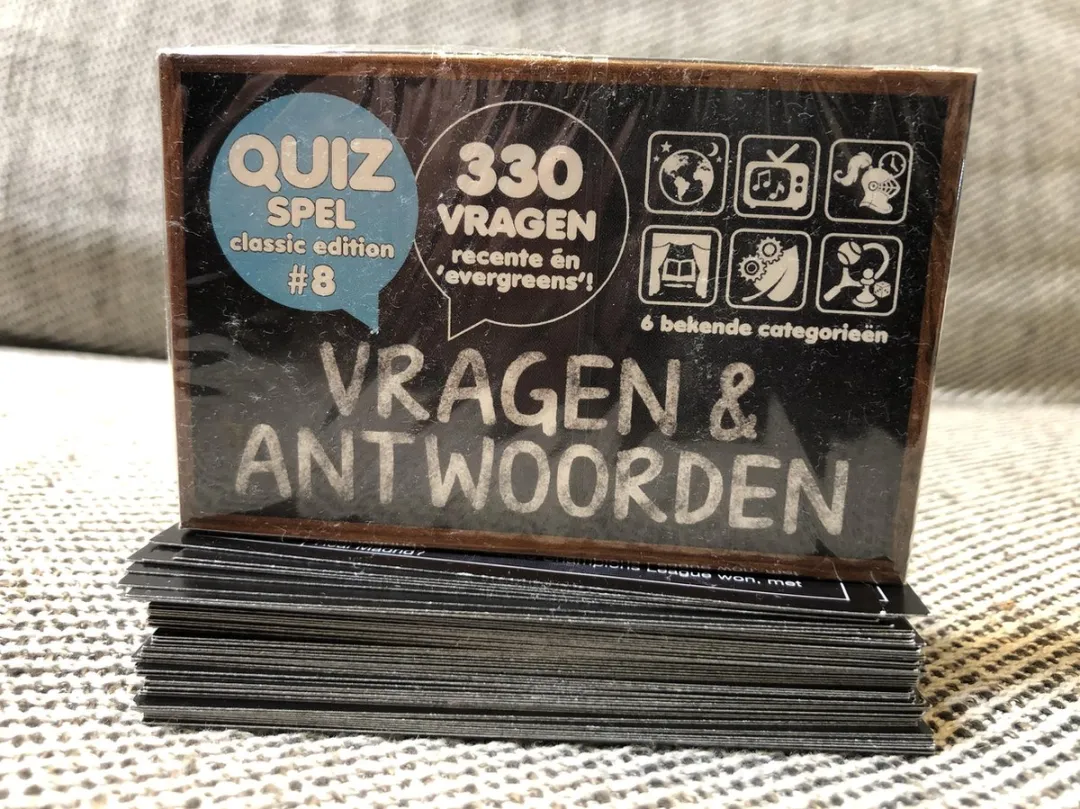 Vragen & Antwoorden #8 Trivia Kaartspel - 330 Vragen