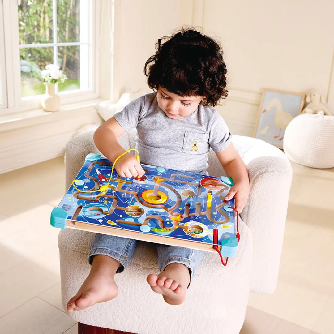 Hape E0524 Magnetisch Doolhof & Tangram - Multicolor