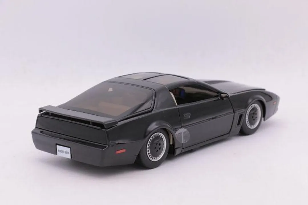 Jada Toys 1982 Pontiac Firebird K.I.T.T. 1:24 - Zwart - afbeelding 6 van 6