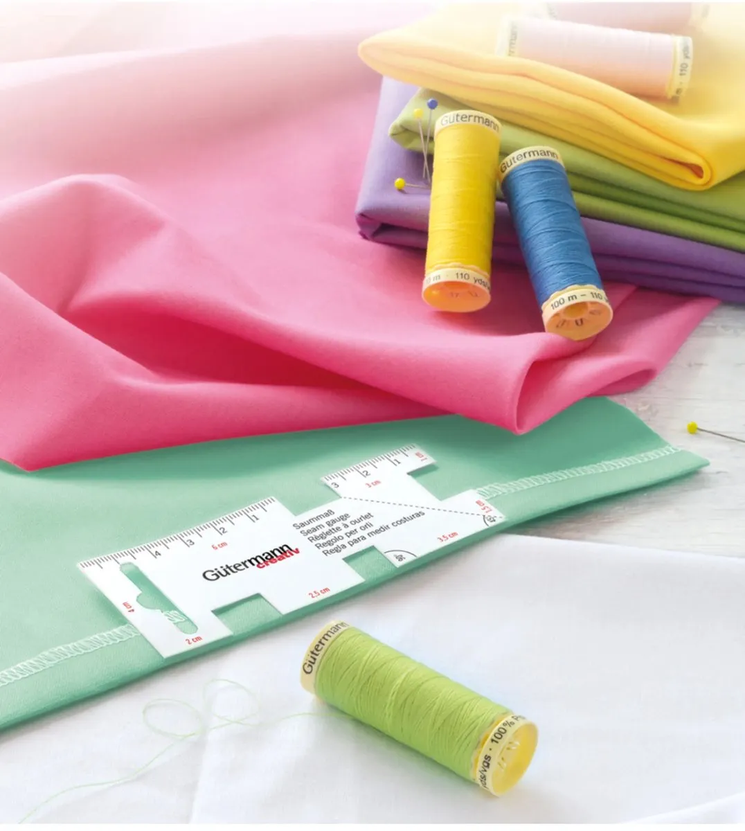 Gutermann Creativ Naaiset met Zoommaatje - 9 Stuks