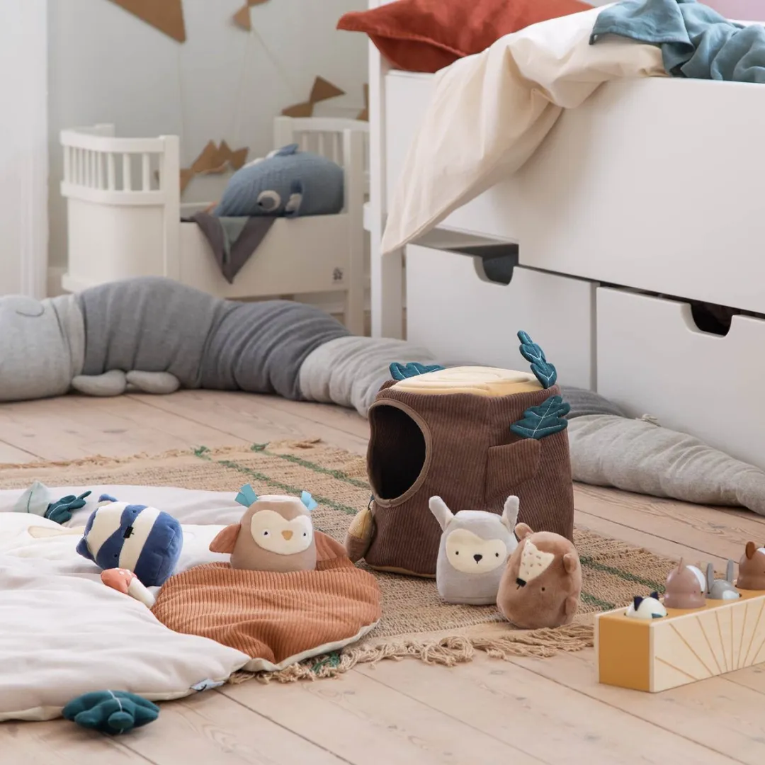 Sebra Activity Toy Hide & Seek Boomstam - Bruin/Beige/Groen