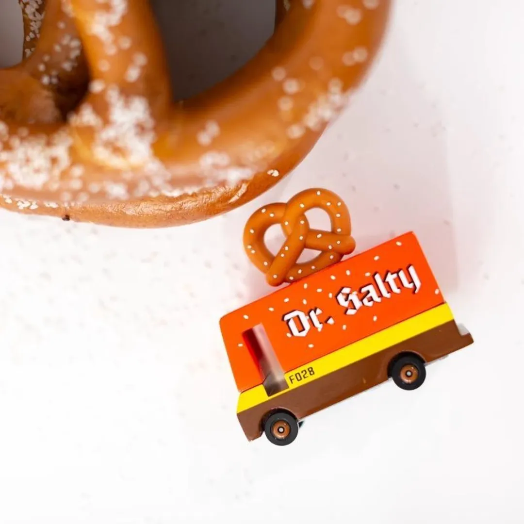 Candylab Candycar Vans Pretzel Van Dr. Salty F028 - Houten Diecast - 3+