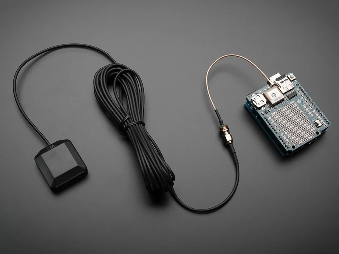 Adafruit 1272 GPS Shield - Blauw
