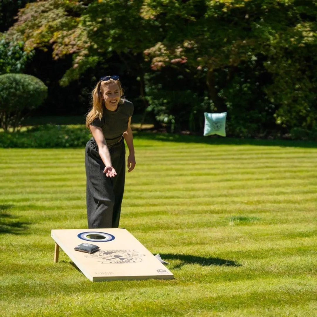 Ubergames World Cornhole League - Double Board Set 90x60cm - 16 Bean Bags - Hout met Blauwe Tas