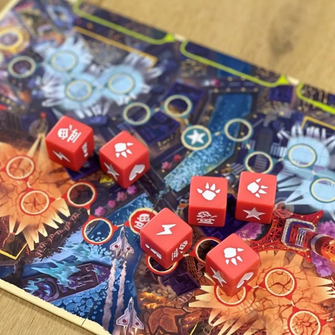 White Goblin Games King of Tokyo Duel - 2 Spelers Tactisch Dobbelspel