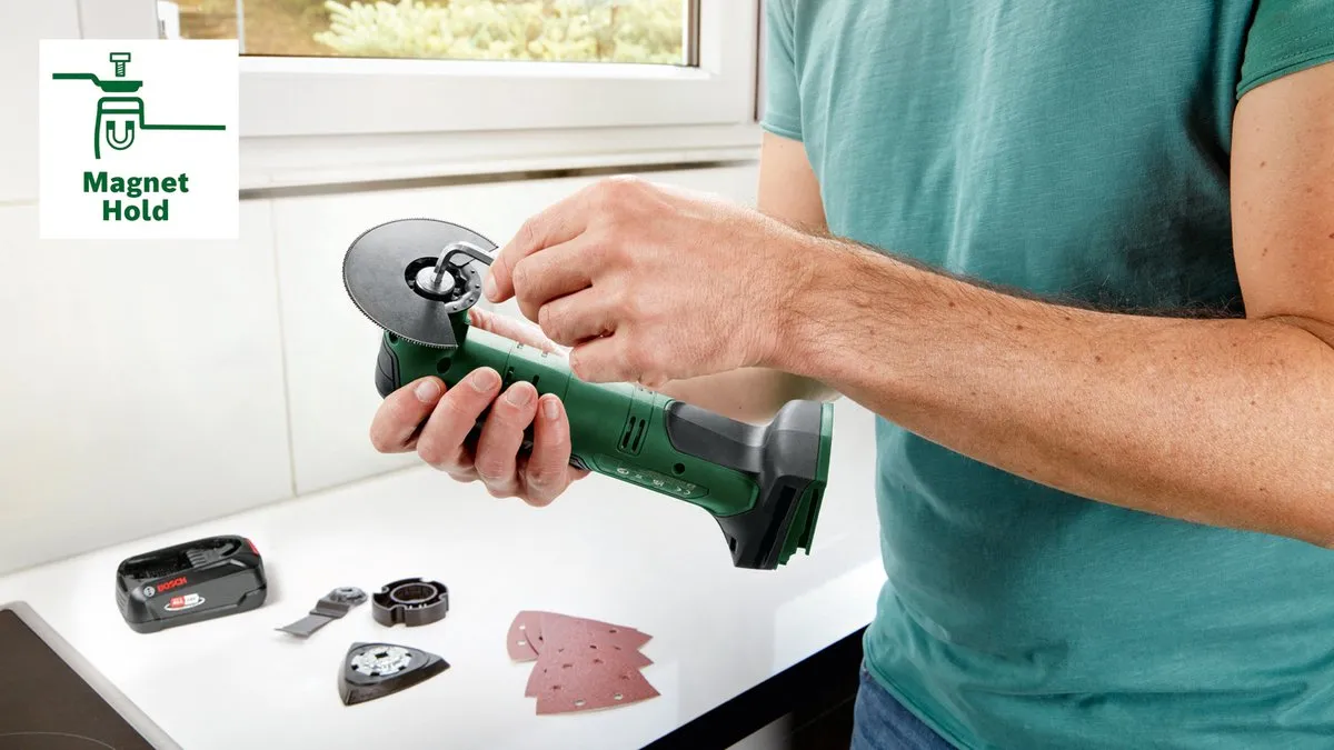 Bosch UniversalMulti 18V-32 Multitool - 6 Accessoires - afbeelding 6 van 6