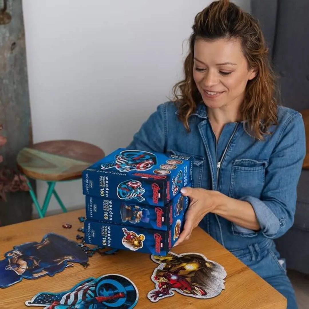 Trefl Thanos op Troon Disney Marvelhelden Houten Puzzels 1000 Stuks - Multicolor