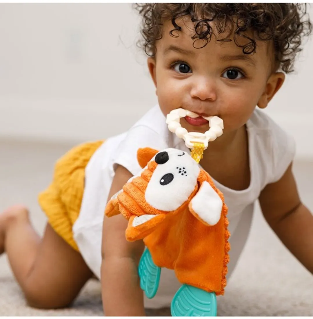 Infantino Cuddly Teether - Vossenknuffel met bijtring