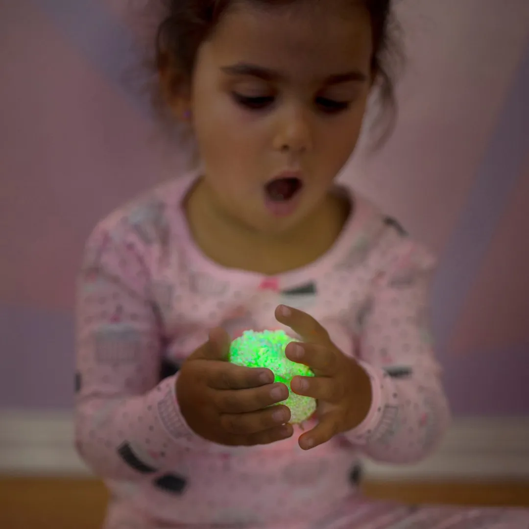Learning Resources Playfoam Glow In The Dark - 4 Stuks