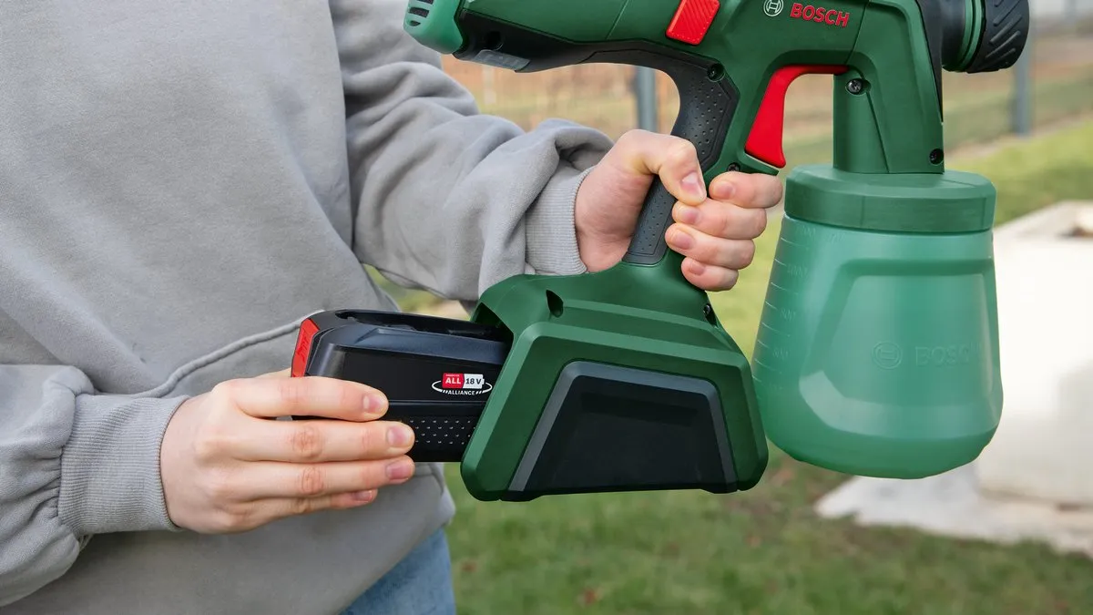Bosch UniversalSpray 18V-300 Reinigingsborstel - 1.2L - Groen