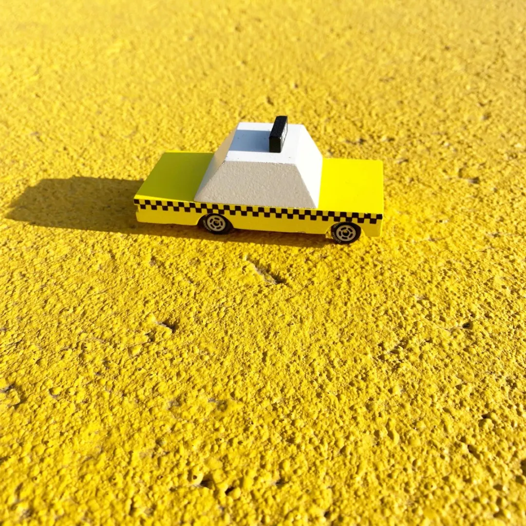 Candylab Toys Yellow Taxi CNDF102 - Houten Diecast - 3+
