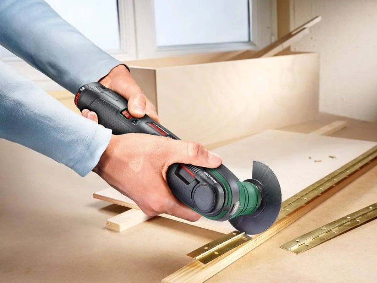 Bosch UniversalMulti 12 0603103000 Multitool