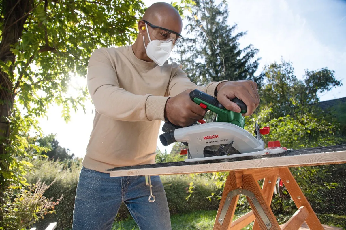Bosch UniversalCirc 18V-53 Accu Cirkelzaag