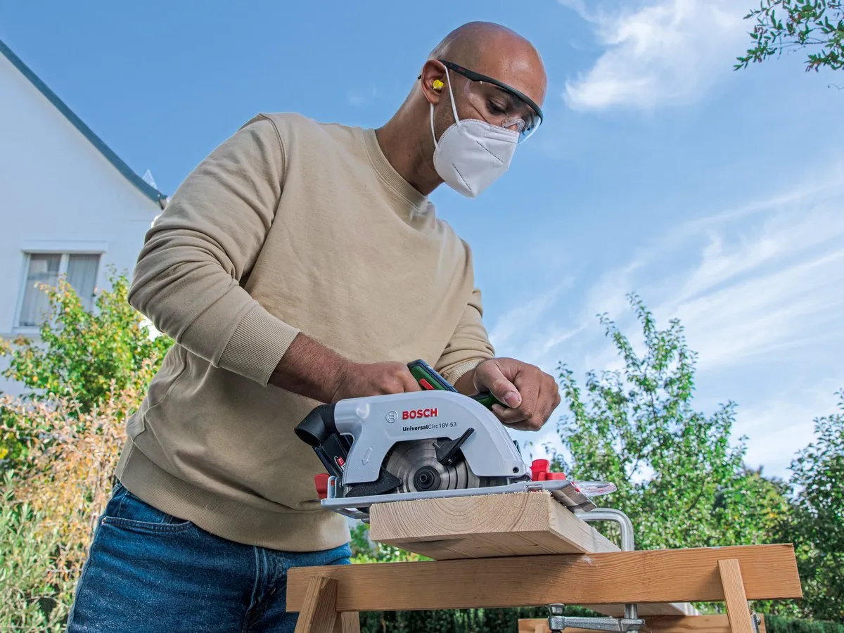 Bosch UniversalCirc 18V-53 Accu Cirkelzaag