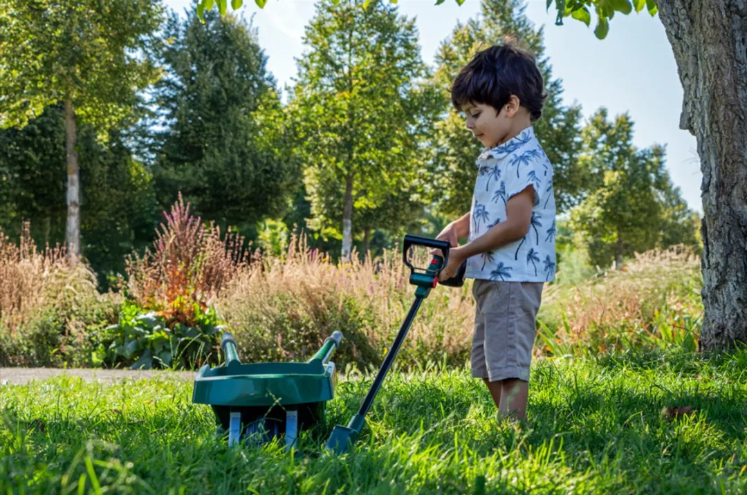 Klein Toys Bosch Tuin Kruiwagen 80x34x31,5cm - Groen/Zwart - afbeelding 6 van 6
