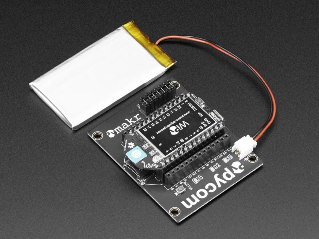Adafruit Expansion Board voor WiPy IoT Platform