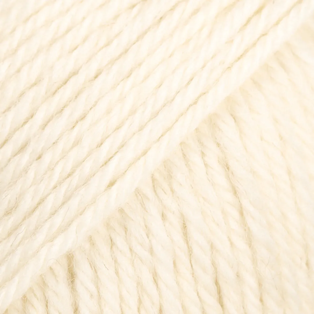 Drops Fiesta Uni Colour 01 Naturel Wol Garen