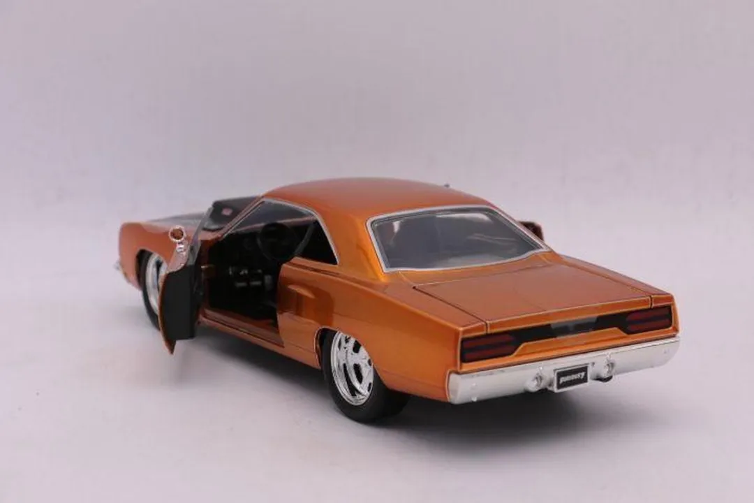Jada Toys 1970 Plymouth Road Runner Modelauto 1:24 - Oranje