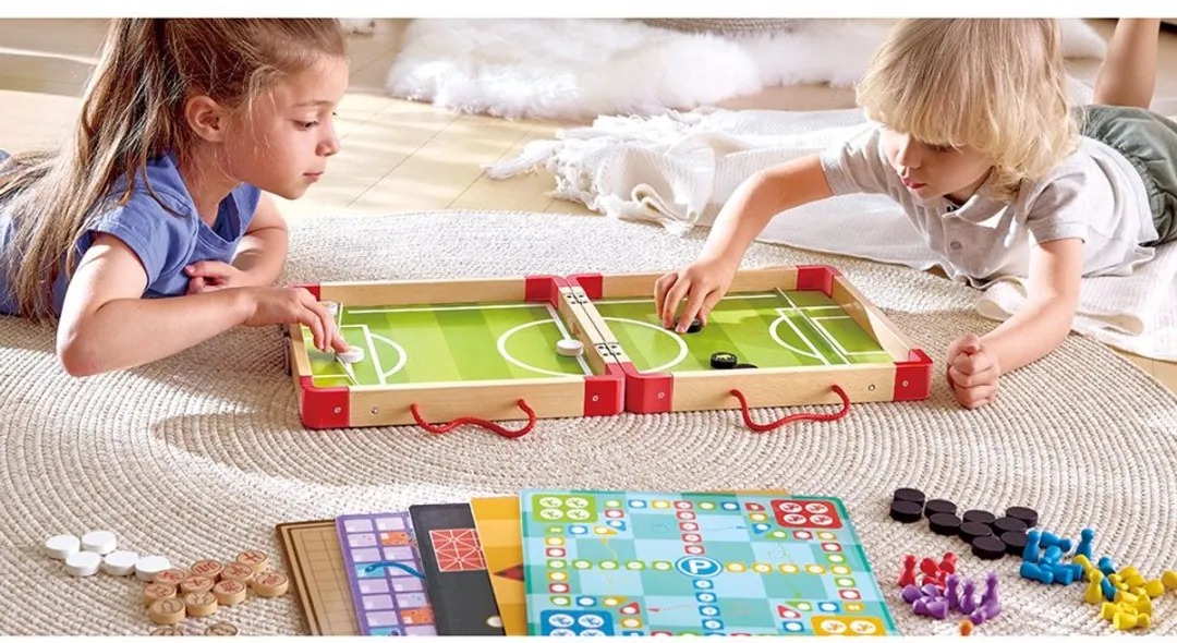 Hape Klassieke Spellen Collectie 22-in-1 - 2 tot 6 Spelers