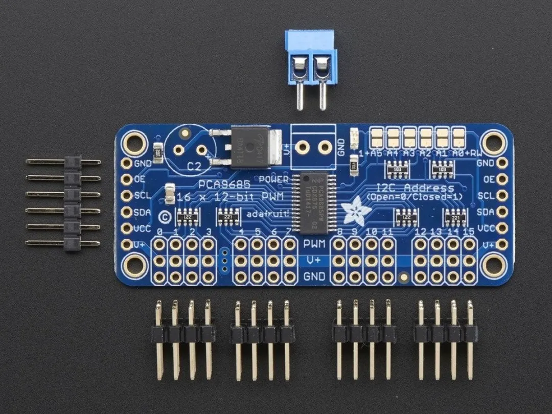 Adafruit PCA9685 16-Kanaals PWM/Servo Driver
