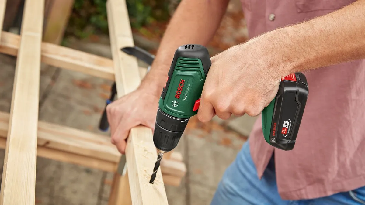 Bosch EasyDrill 18V-40 Accu Schroefboormachine - 2 Snelheden - 241-delige Set