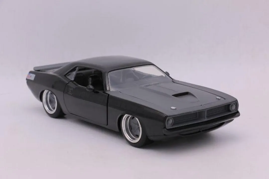 Jada Toys Letty's Plymouth Barracuda 1:24 Modelauto - Zwart