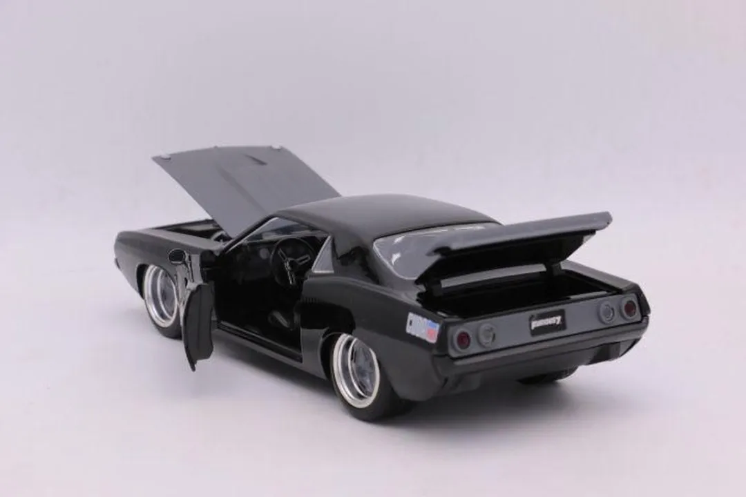 Jada Toys Letty's Plymouth Barracuda 1:24 Modelauto - Zwart