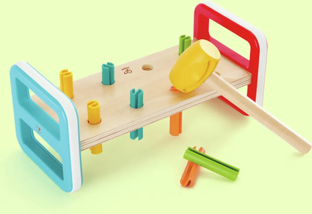 Hape Regenboog Hamerbank E0506