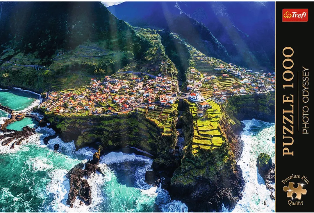 Trefl Puzzel 1000 Stuks Madeira Island - Premium Plus Multicolor