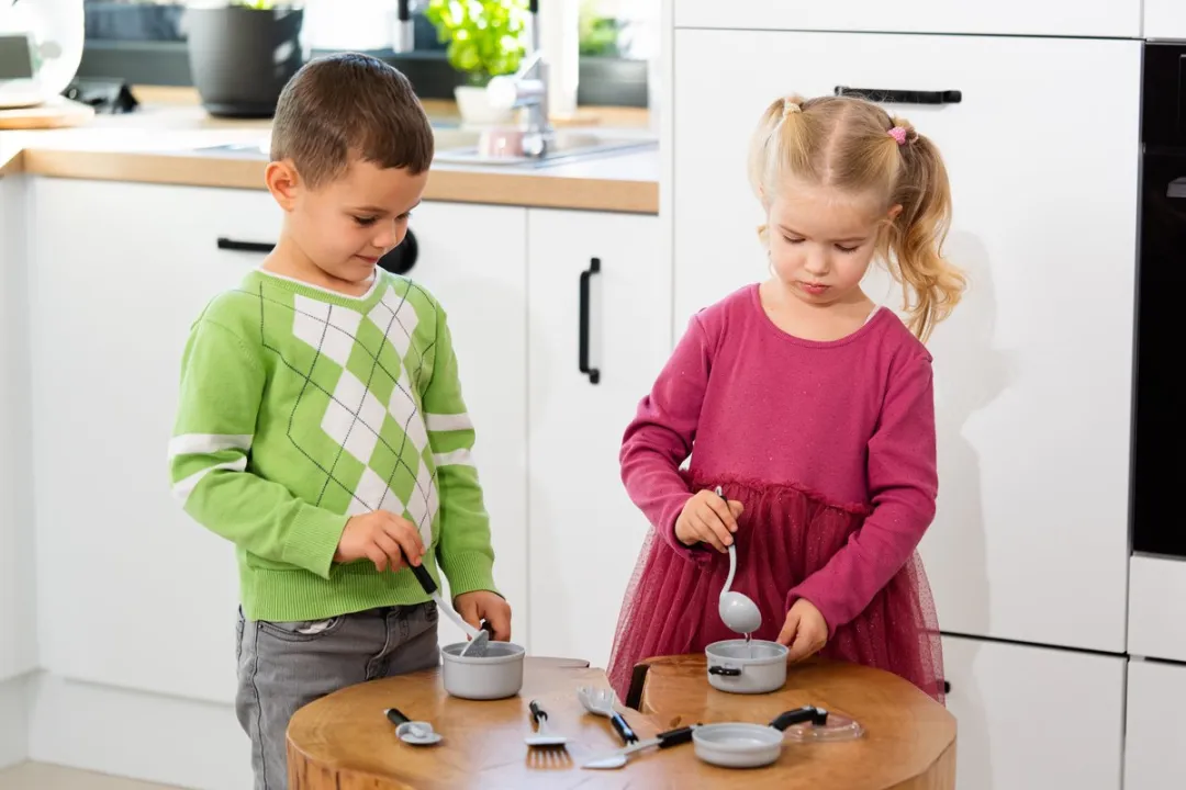 Klein Toys WMF 9-delige Keukenset - Grijs/Zwart - afbeelding 6 van 6