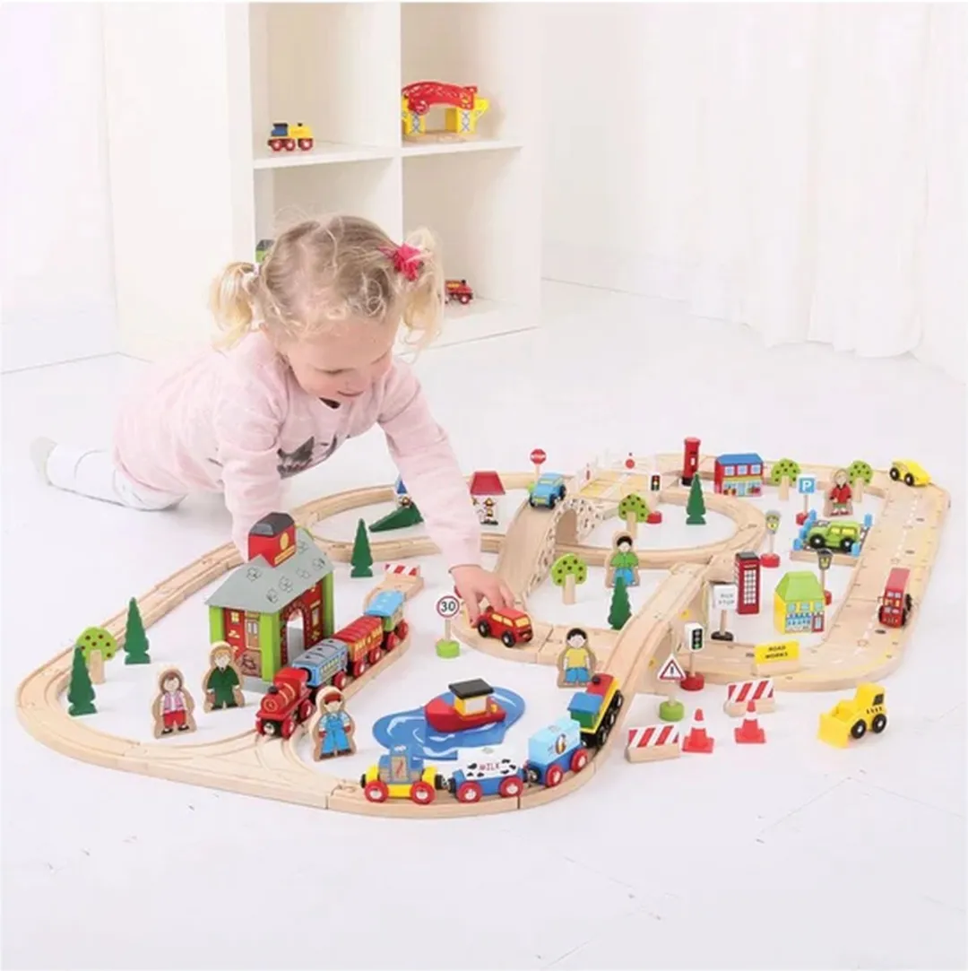 BIGJIGS Treinbaan Hout Autobaan BJT032 - 110-delig - Rood