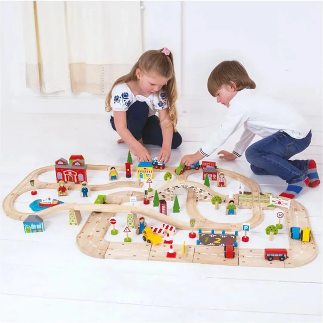 BIGJIGS Treinbaan Hout Autobaan BJT032 - 110-delig - Rood