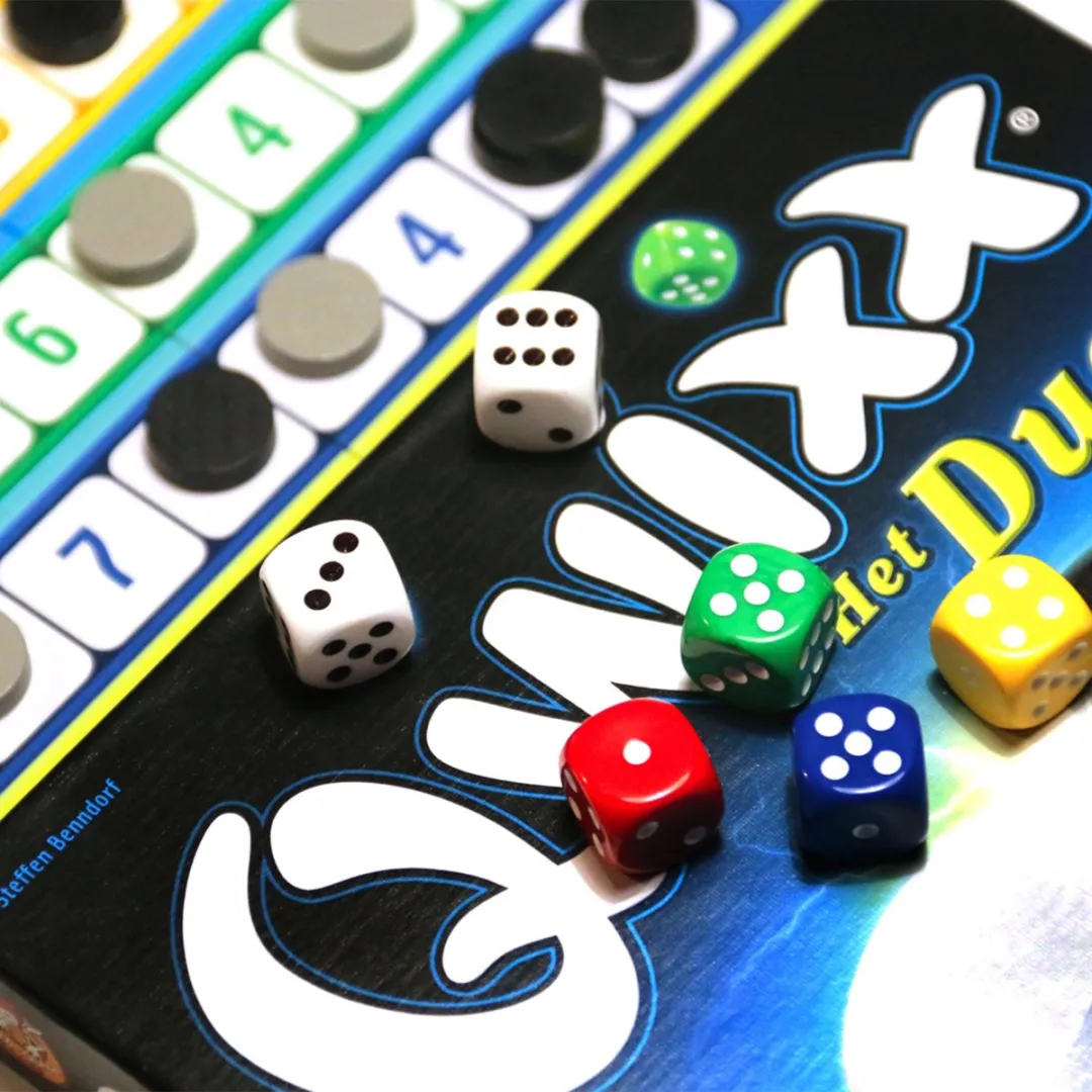 White Goblin Games Qwixx - Het Duel Dobbelspel - 2-5 Spelers - MPN 228466 - Multikleur