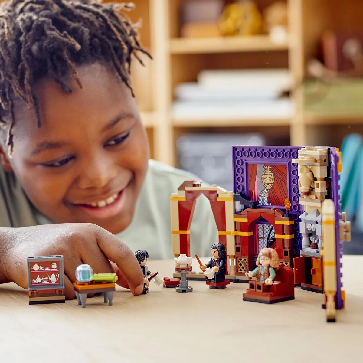 LEGO Harry Potter Zweinstein Moment Waarzeggerijles 76396 - 297 Stukken