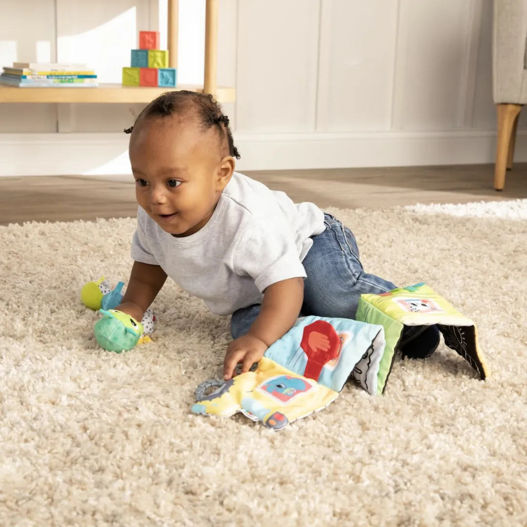 Lamaze Accordeon Bus Babyboekje - Multikleur - afbeelding 6 van 6