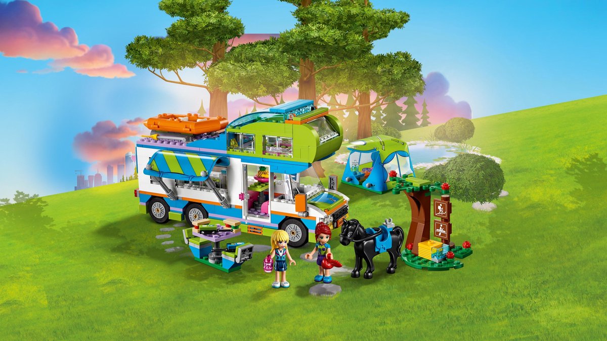 LEGO Friends Mia's Camper - 41339