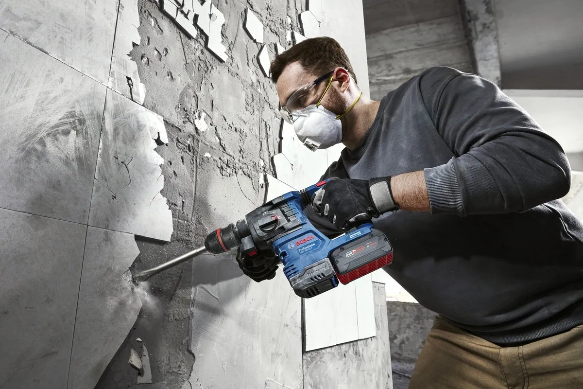 Bosch GBH 18V-24 C Boorhamer - 14mm