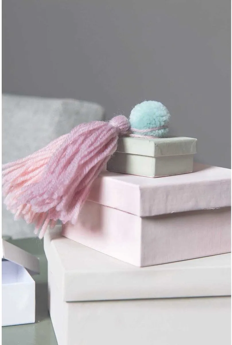 Rico Design Made by Me Pompom Set - 24 Stuks Pastel Mix