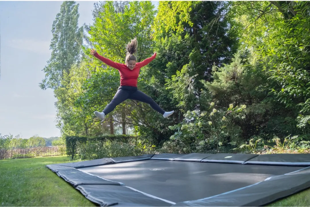 EXIT Dynamic Groundlevel Trampoline 427cm - Zwart