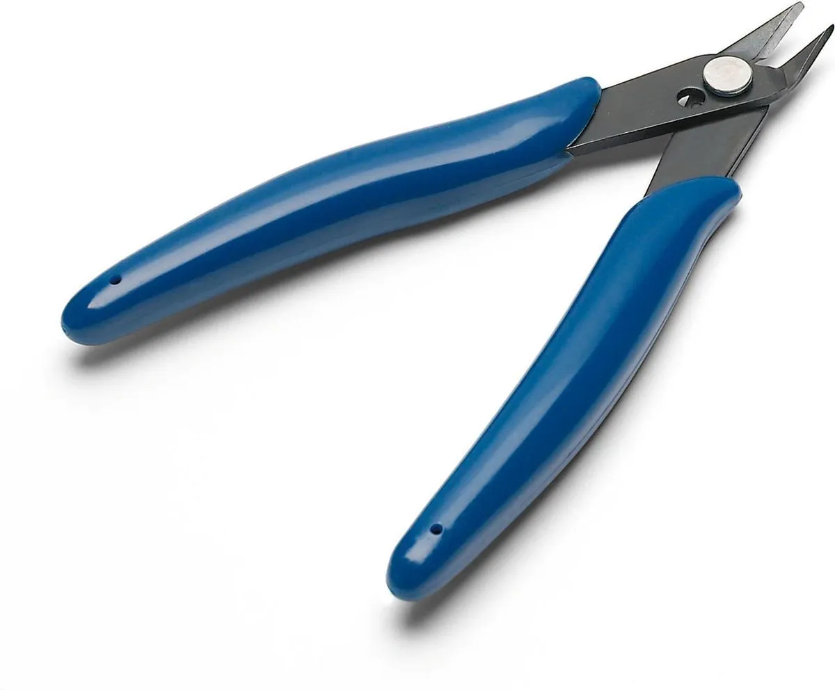 Revell Klustang Side Cutter