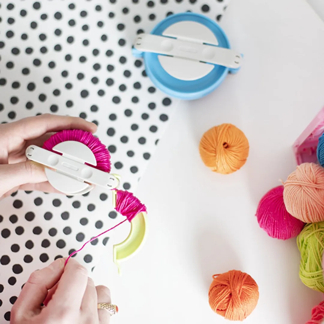 Clover Pom-Pom Maker Small