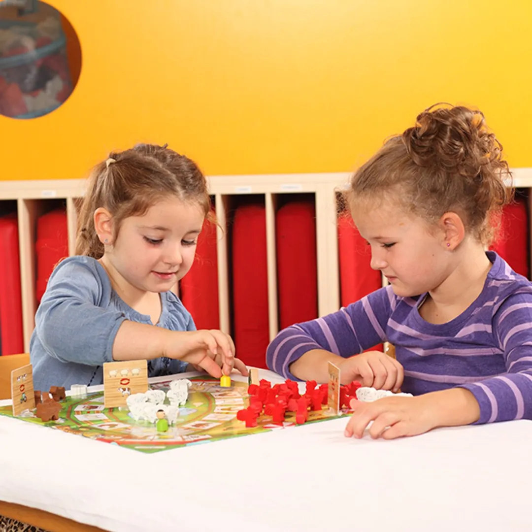 Beleduc Happy Farm 22710 - Spel voor 2-4 spelers