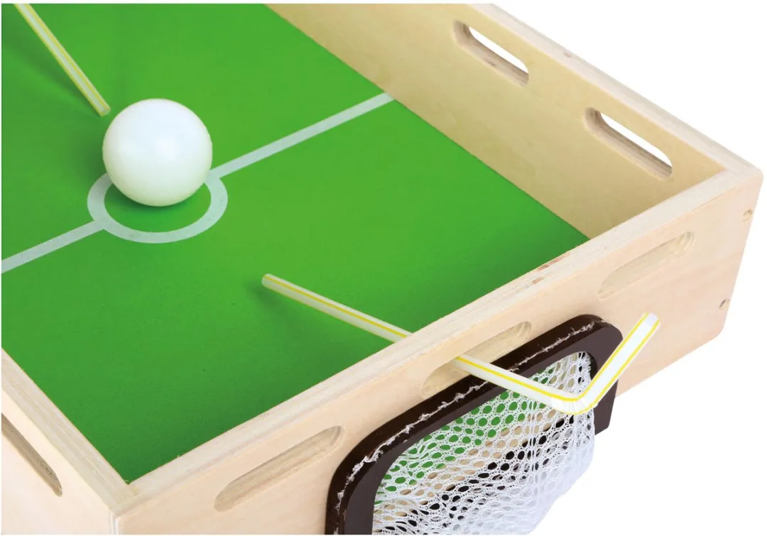 Small Foot Houten Blaas Voetbalspel 6409
