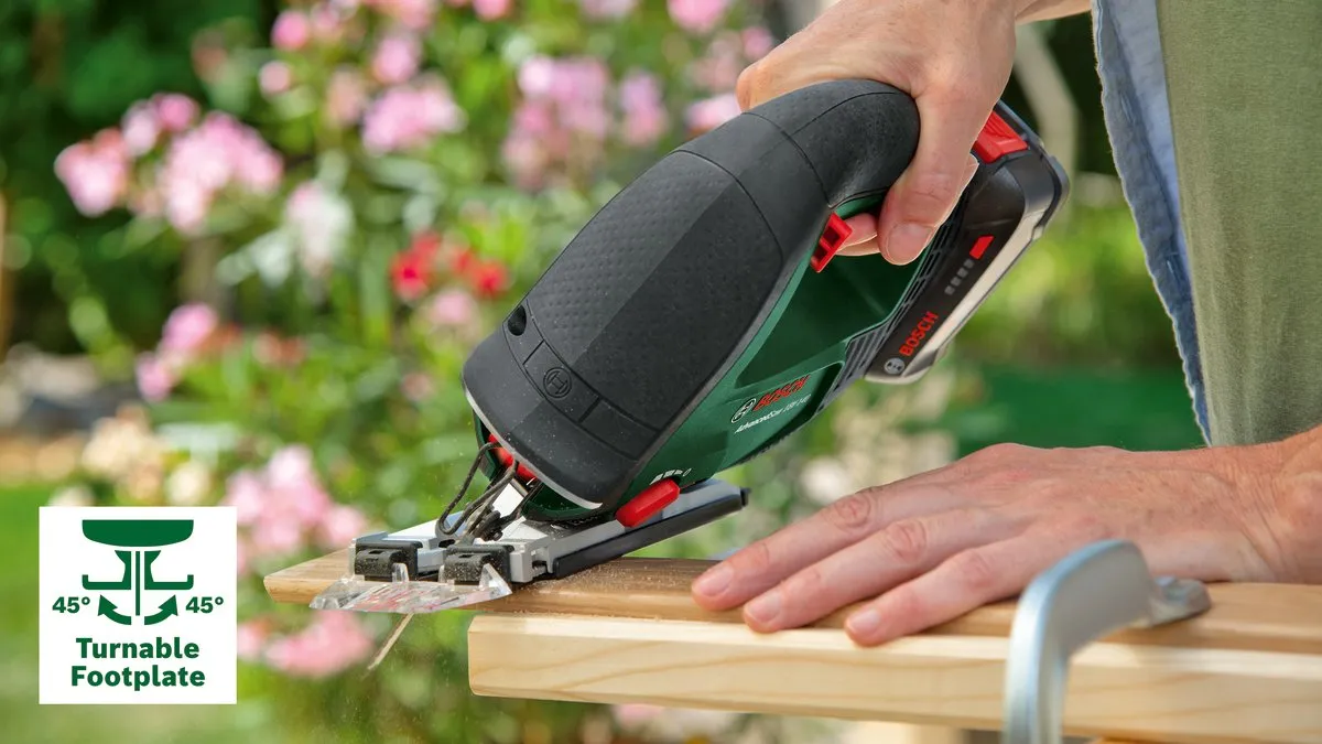 Bosch AdvancedSaw 18V-140 Accudecoupeerzaag - 3 Zaagbladen T144D