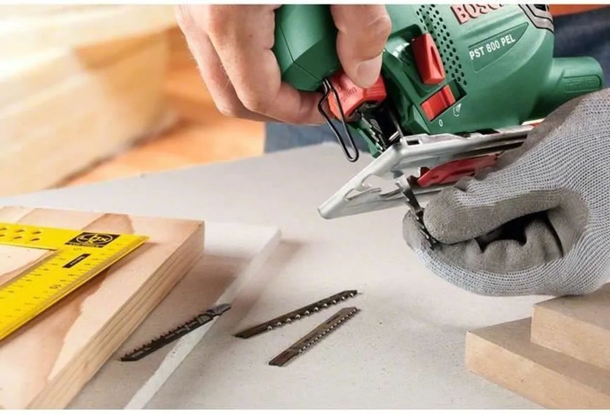 Bosch PST 800 PEL Decoupeerzaag 290W - met koffer